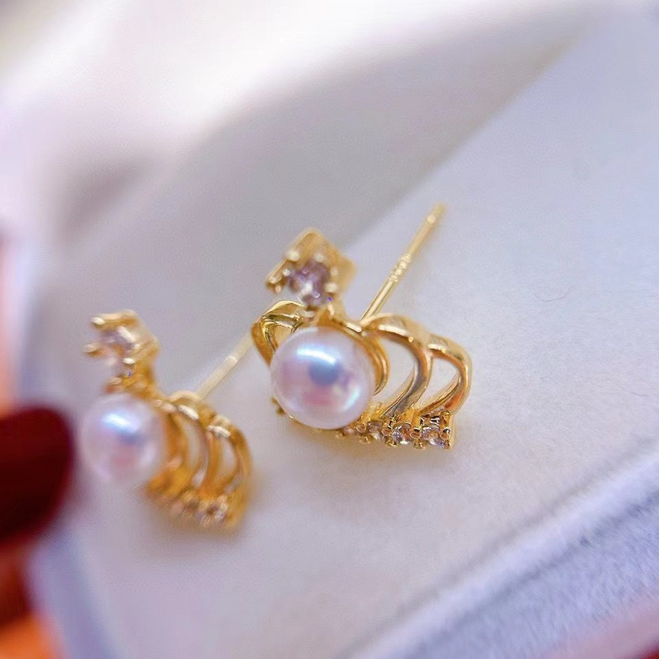 Crown Freshwater Pearl Earrings