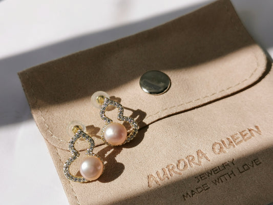 Gourd-shaped Pearl Earring