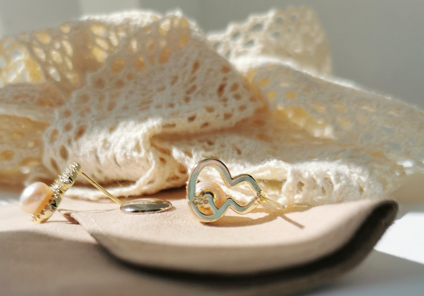 Gourd-shaped Pearl Earring